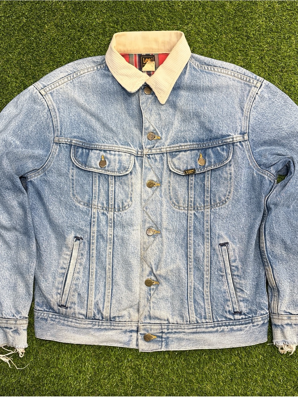 Lee 1980s Men's Light Wash Denim Jacket with Tan Corduroy Collar